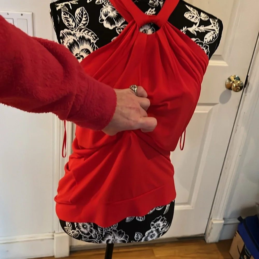 Micheal Kors size Large cherry red sleeveless top key hole back oversized